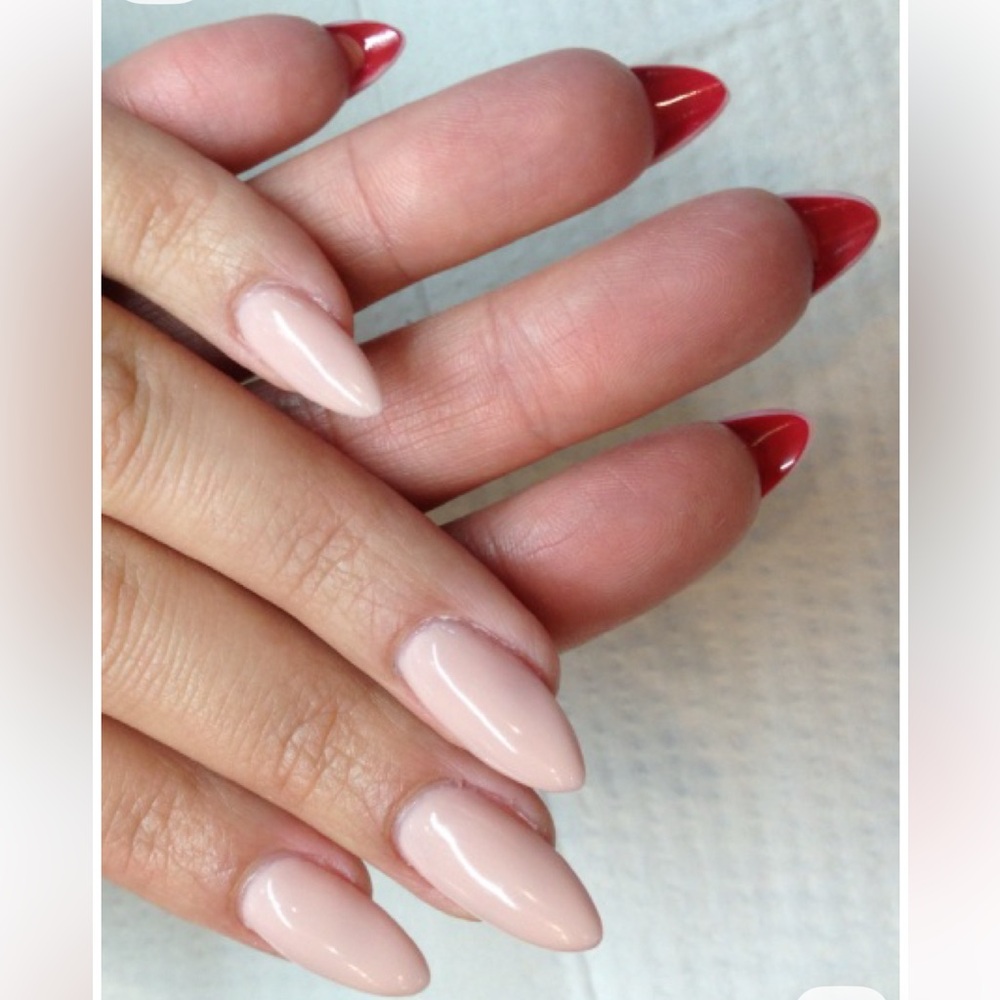 10 PACKS!!!
Static Nails Pop-On Manicure Kit in Nude Red - FIREMAN louboutin